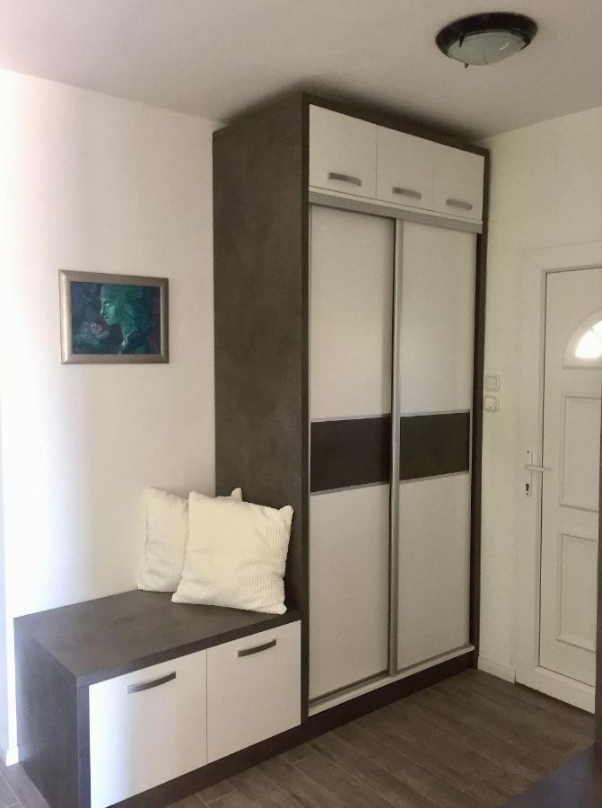 Flair Apartmanhaz Еґер Екстер'єр фото