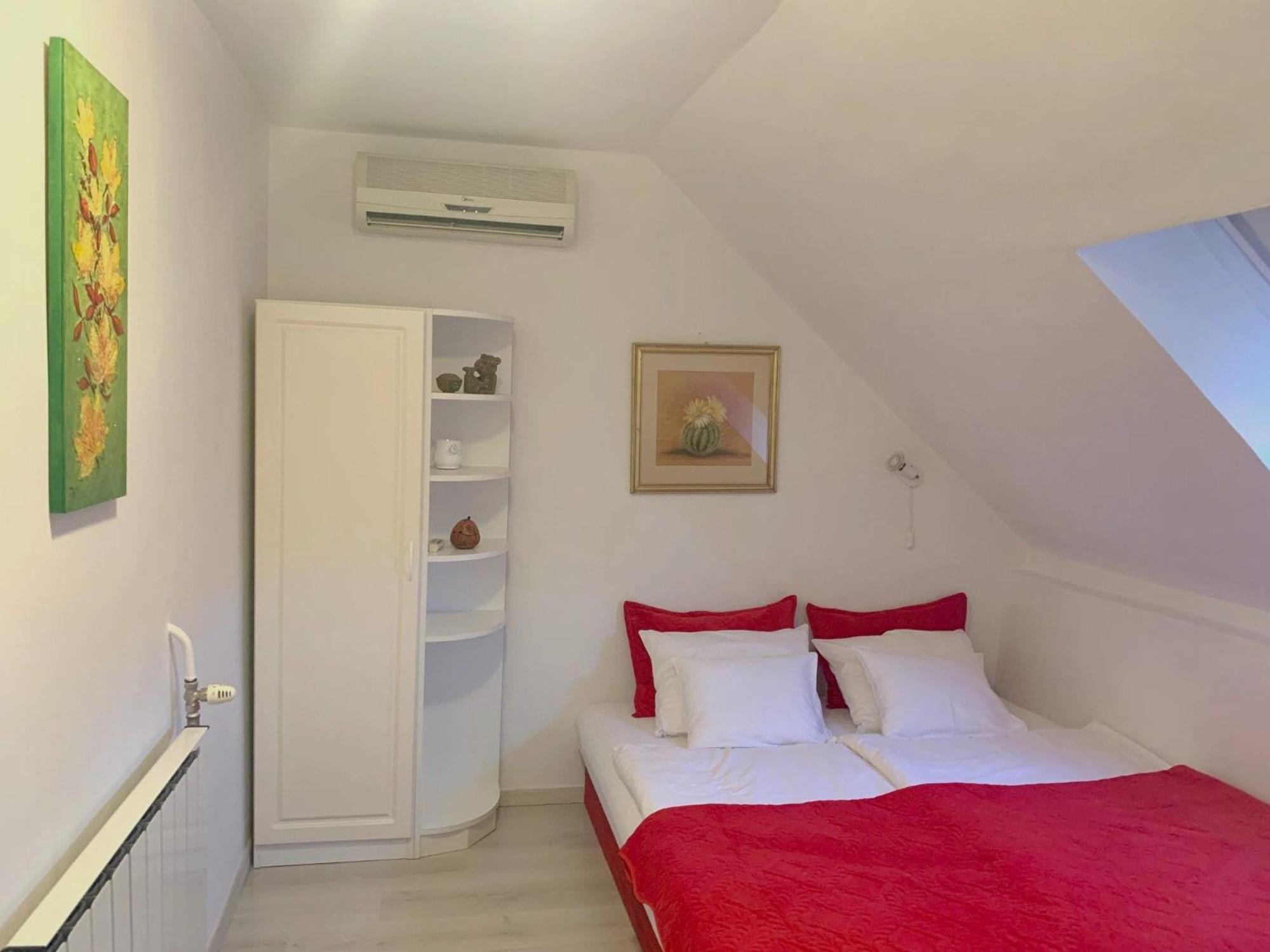 Flair Apartmanhaz Еґер Екстер'єр фото