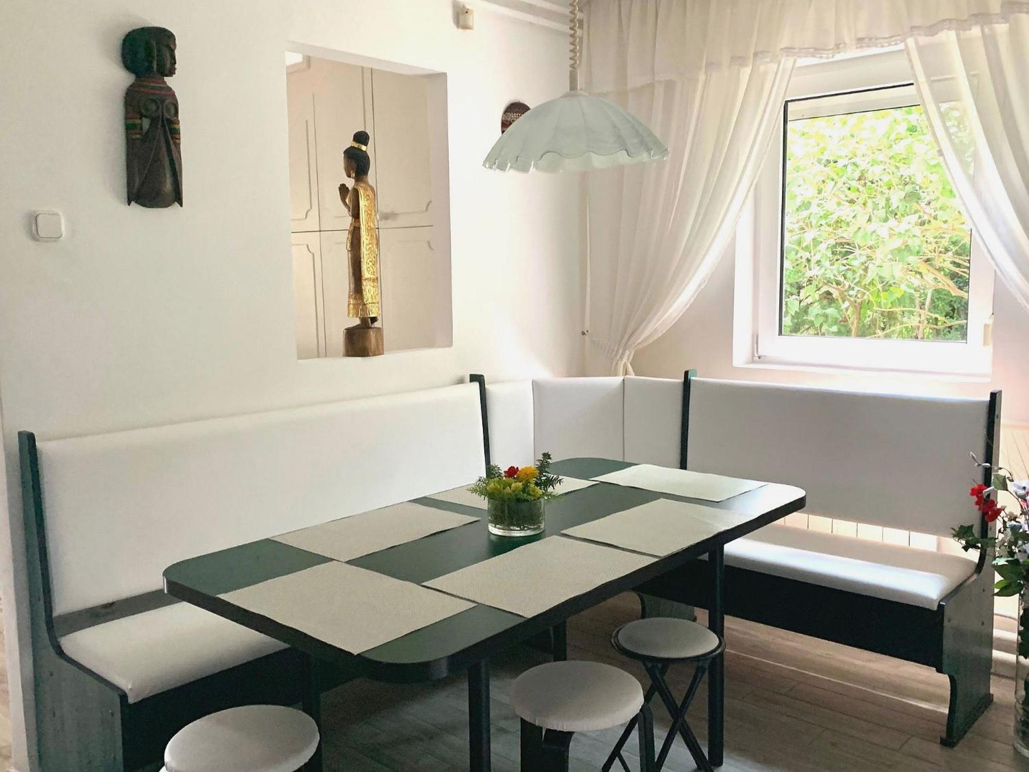 Flair Apartmanhaz Еґер Екстер'єр фото