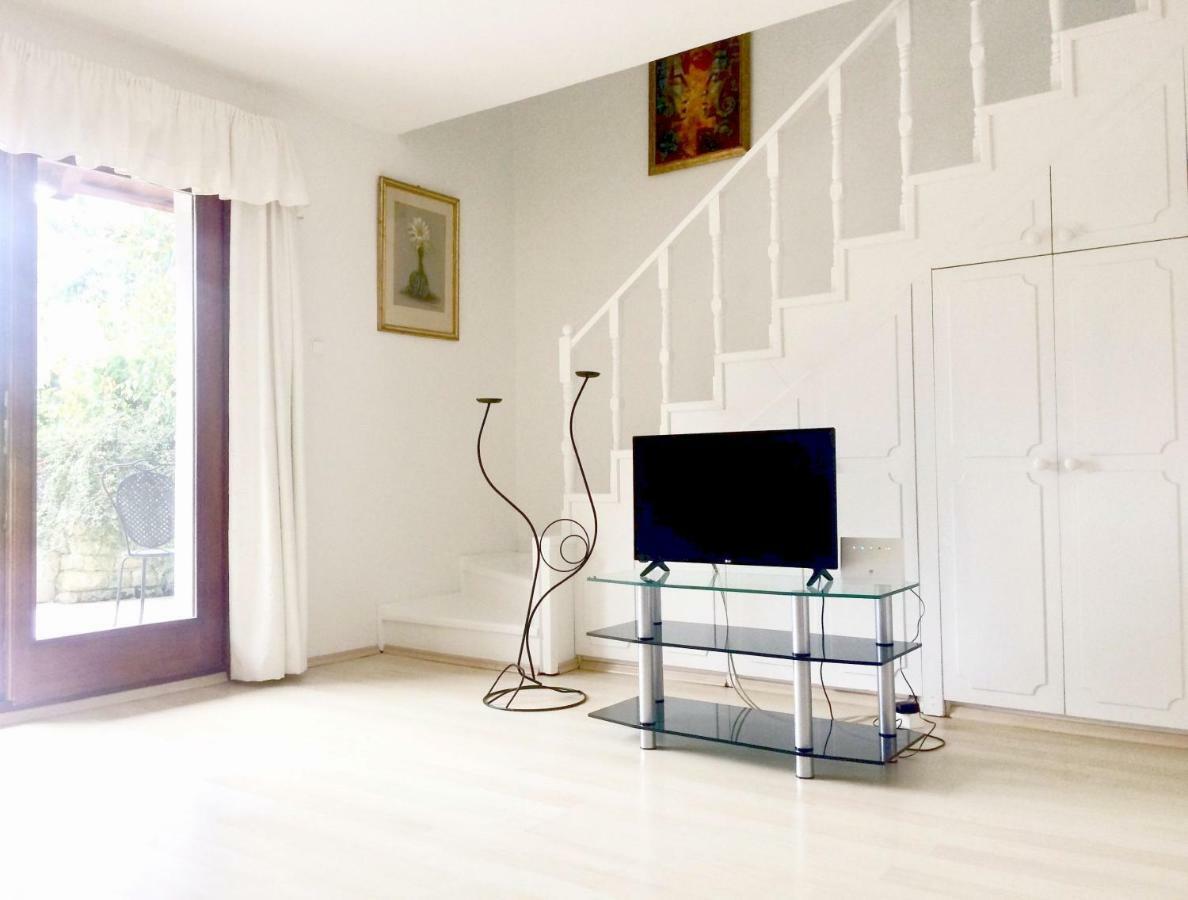 Flair Apartmanhaz Еґер Екстер'єр фото